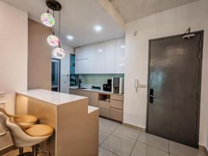 Near MMHE - 3 Bedrooms Homestay Meridin Bayvue Pasir Gudang