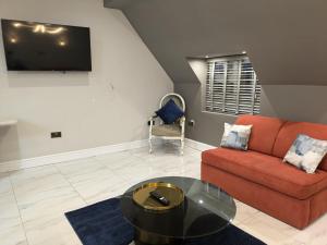 Village Life, Beautiful Studio Apartment