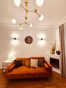 Paris Moments, Your Moments