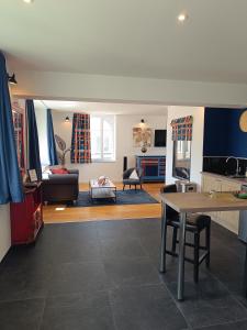 Appart'hotels Les Suites du Dossen : Suite Supérieure - Vue sur Mer