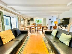Maisons de vacances Riantec- Ti Gwenvael - Grande Maison avec Baby Foot et Terrain Clos : photos des chambres