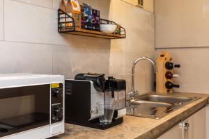 St Georges Home w Private Parking by the Harbour