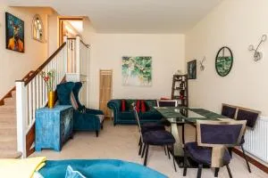 St George's Home w Private Parking by the Harbour - Bristol