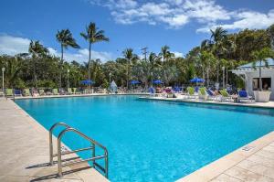 Villa Valbuena Ocean Pearl Key Largo Pool Restaurant Marina Pickleball