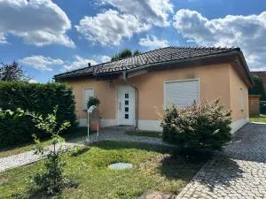 Ferienhaus Landhaus Habichtnest - 1500 m vom Olbersdorfer See - Charlottenruh