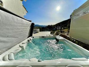 Villa Prestige, Tennis, Piscine & Spa, Sainte-Baume