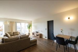 Amazing view, beautiful flat, swimming pools, secure parking