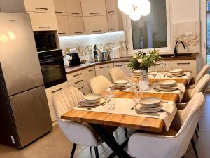 Csatangoló Lovas Apartman Gold