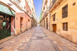 Canals by Unik Tarragona