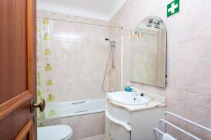 Grannys Home Ocean View Near Beach and Old Town