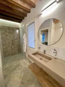 Camera Matrimoniale con Bagno Privato
