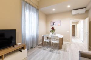 Bianca - Roby - Paolo Apartments by Mamo Florence