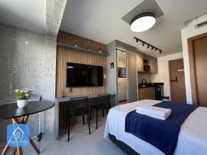 Suíte Decorada e Confortável Na Barra