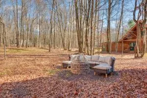 4 Mi to Skiing Cabin with Lake Access in Blakeslee - Briar Crest Woods