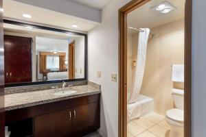 Deluxe King Room room in Best Western Plus Redondo Beach Inn