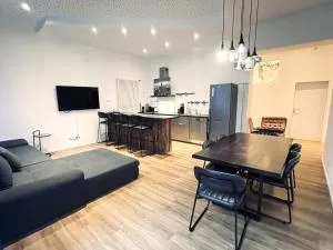 Loft directly next to Oktoberfest and downtown - Munich