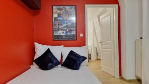 Swiss Border Apartment for 4 People, Free Parking, 1min from Basel