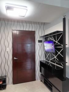 2 Bedrooms Condo Unit