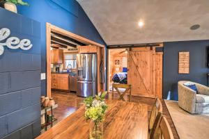 Lake Winnipesaukee Getaway with Private Beach Access