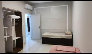 COPACABANA - Amplo - QUADRA DA PRAIA