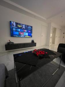 Parque Santiago 1 luxury apartament 229 pool view