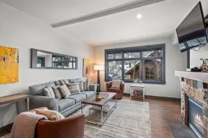 Capitol Peak A3308 - 格伦伍德温泉