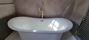 Jacobean House - Modern twist on Historic Home