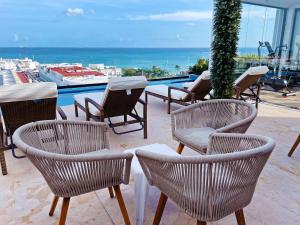 Ocean View Studio en 4th piso, enseguida de 5ta Ave