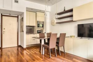 Just Urban Stays - Bilocale Strategico per Duomo e City Life - M1