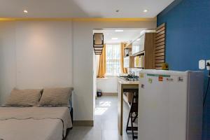 SUH Copacabana 14 Cozy Bohemian Beach Subway!