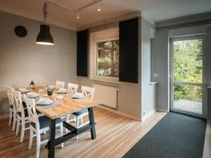 Dom rodzinny na Sianowskiej by LookAp - Baranowo