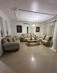 Encantadora Casa Familiar en Santiago