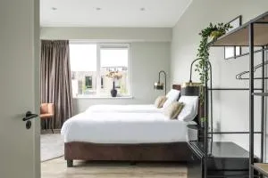 Fast Wifi, En Suite Bathroom - Maison Lux - Dussen