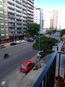 Departamento amplio a la calle