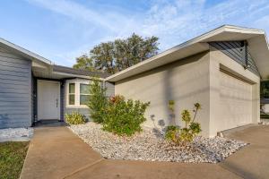 Updated Tavares Retreat Less Than 1 Mile to Boat Ramp