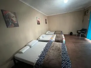 Happy time accommodation - Makushane Location