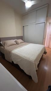 Apto lindo reformado em Copacabana temporada