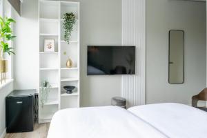 Aircon Suite Near Tilburg & Efteling Park