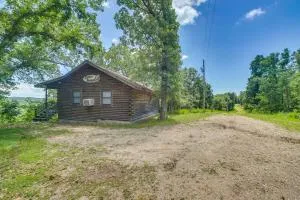 Studio with Mtn Views, 1 Mi to Thorncrown Chapel! - Eureka Springs