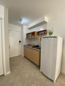 Studio Pinheiros metrô Oscar Freire e Av Paulista com ar condicionado