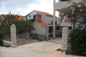 Apartments by the sea Milna, Vis - 8896