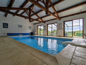 B&B / Chambres d'hotes Ferme de charme avec piscine et tennis prives - FR-1-582-496 : photos des chambres