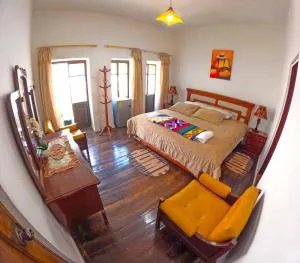 Colonial House Inn - Quito