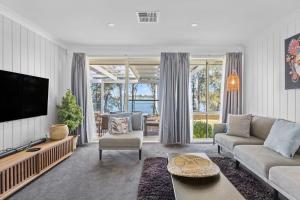 Waterfront Paradise Lodge Brightwaters