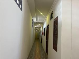 J & Ariya Hotel Near Samui Airport and Koh Phangan Pier