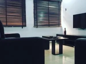 3D SUITES N LOUNGe - Egbelu