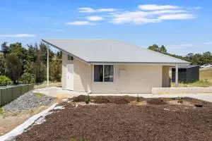 Hill View Cottages - Sail B - Nannup