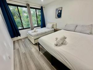 Los Angeles Cozy Pico Apartment 3Bedroom - 1Bath