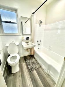 Los Angeles Cozy Pico Apartment 3Bedroom - 1Bath