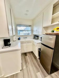 Los Angeles Cozy Pico Apartment 3Bedroom - 1Bath